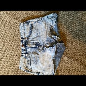 No Boundaries High Rise Shorts Size 7(Juniors)